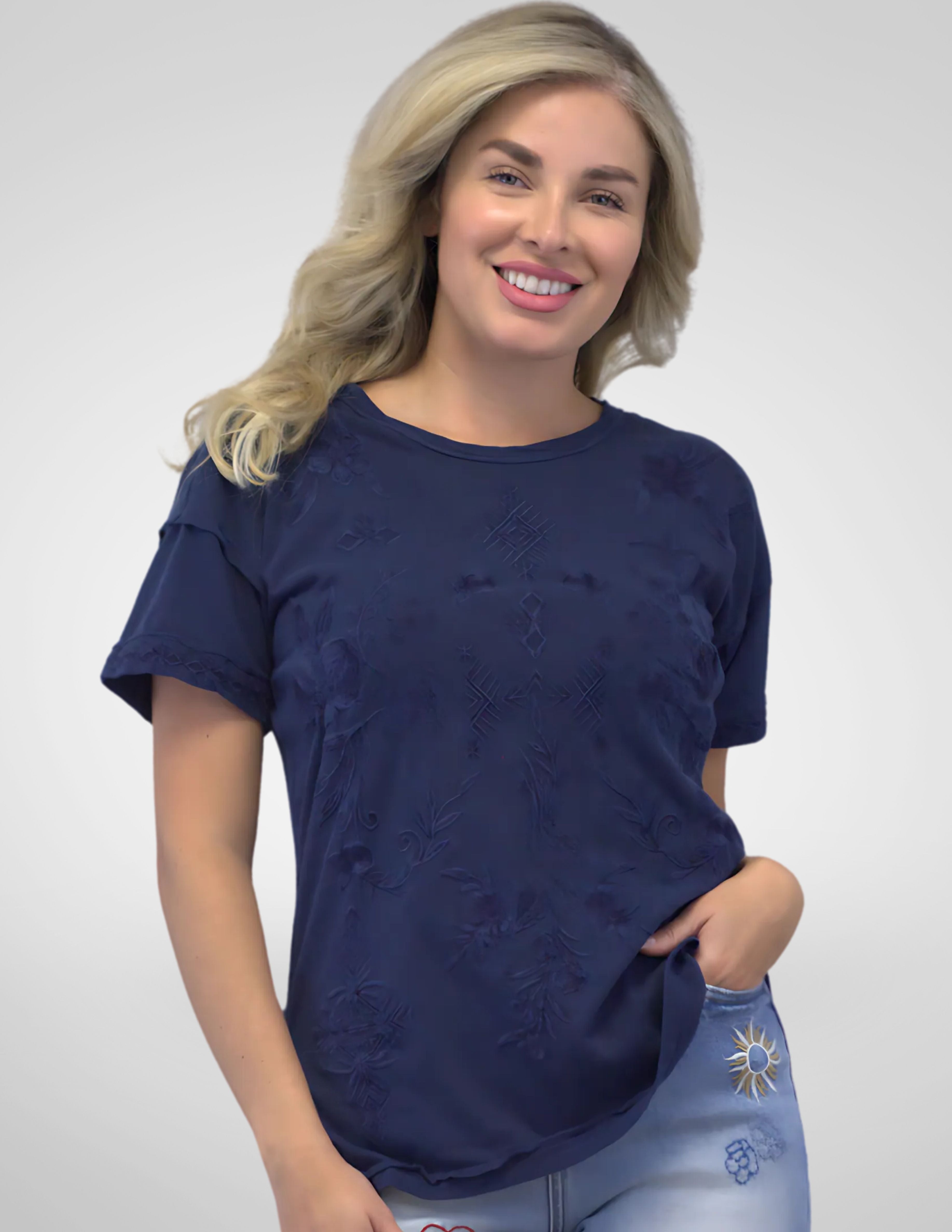 LUCA TEE