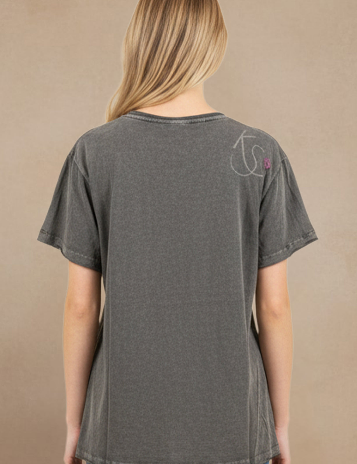 Aubire Tee | Women's Embroidered Everyday Tee